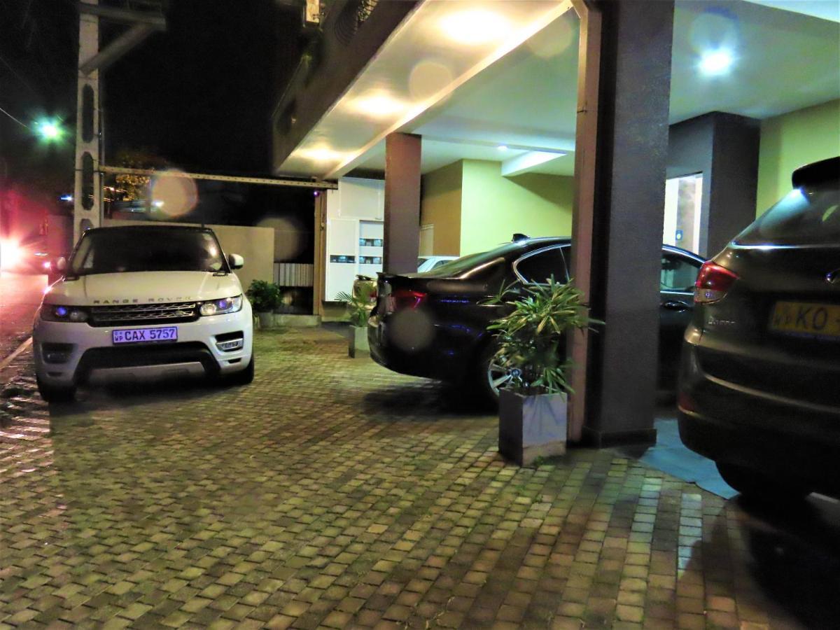 Vivas Residencies Luxury Apartments Dehiwala-Mount Lavinia Exterior photo